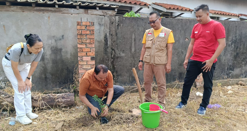 Bakti Sosial Nata Gereja St Stefanus Palembang