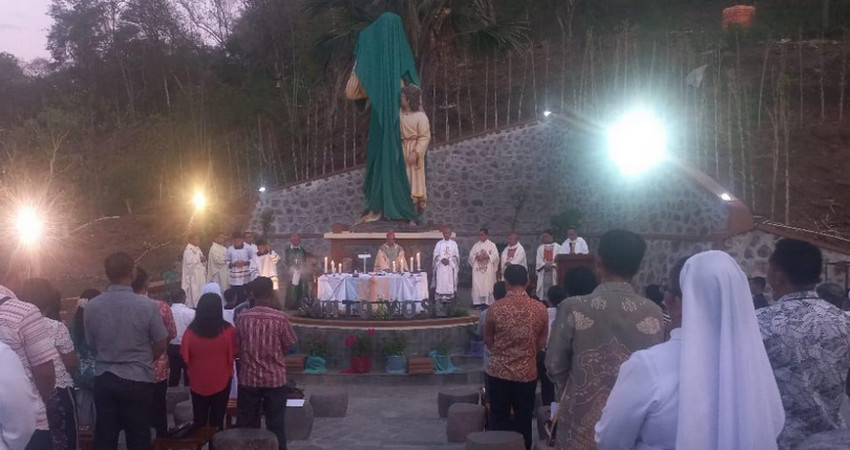 Peresmian Patung St Yosef dan Taman Devosi