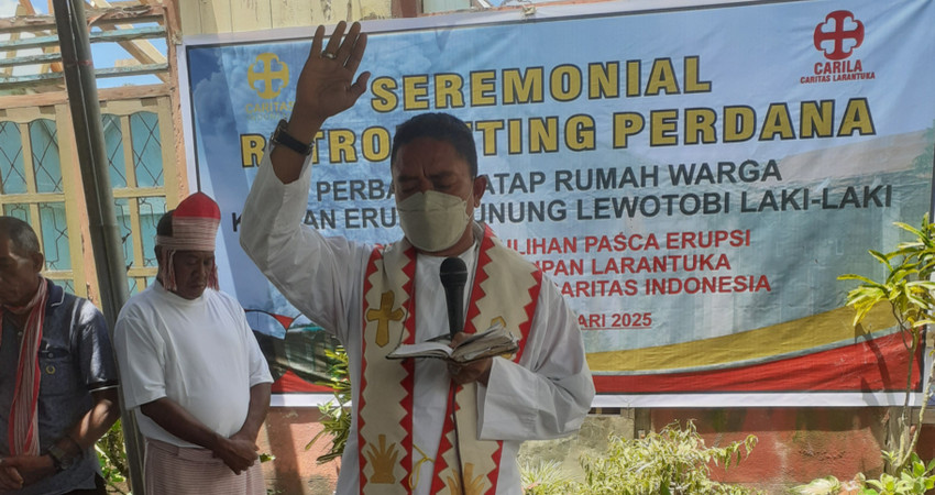 Rumah untuk Korban Bencana Larantuka