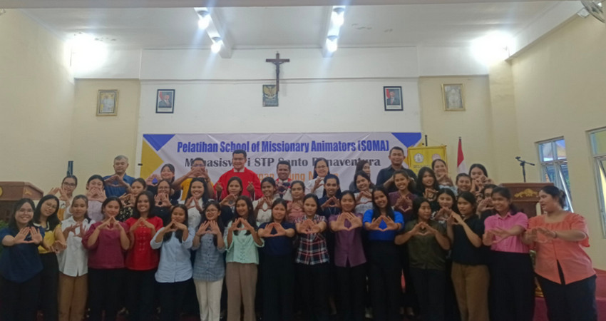 Pewarta yang Kreatif