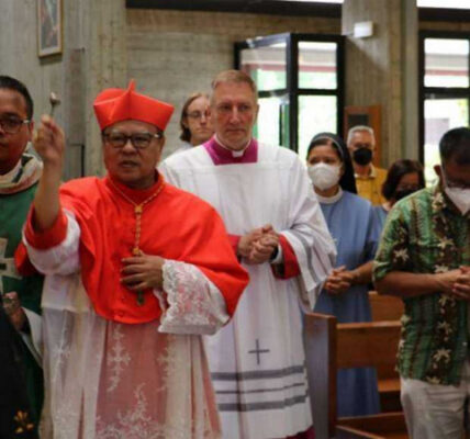 Gereja Kehormatan untuk Kardinal Suharyo