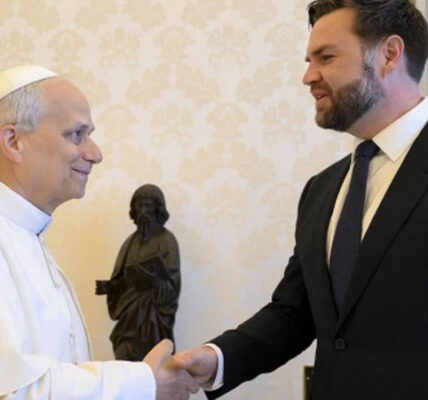 Paus Leo XIV Bertemu Wakil Presiden AS