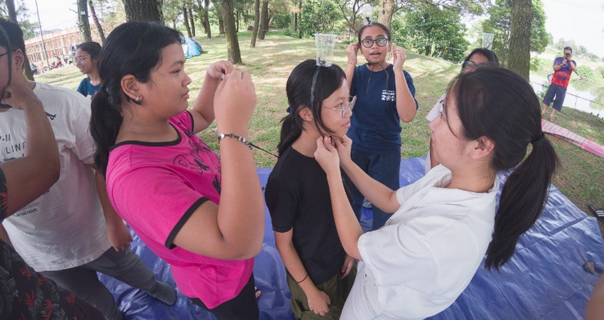 Semalam di Barak Remaja Paroki Citra Raya