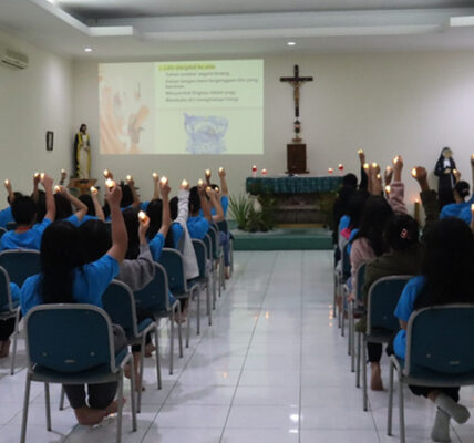 Hidup dalam Terang Kristus SD Tarakanita Citra Raya