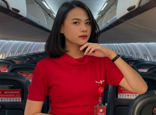 Profil Florencia Lolita Wibisono Pramugari